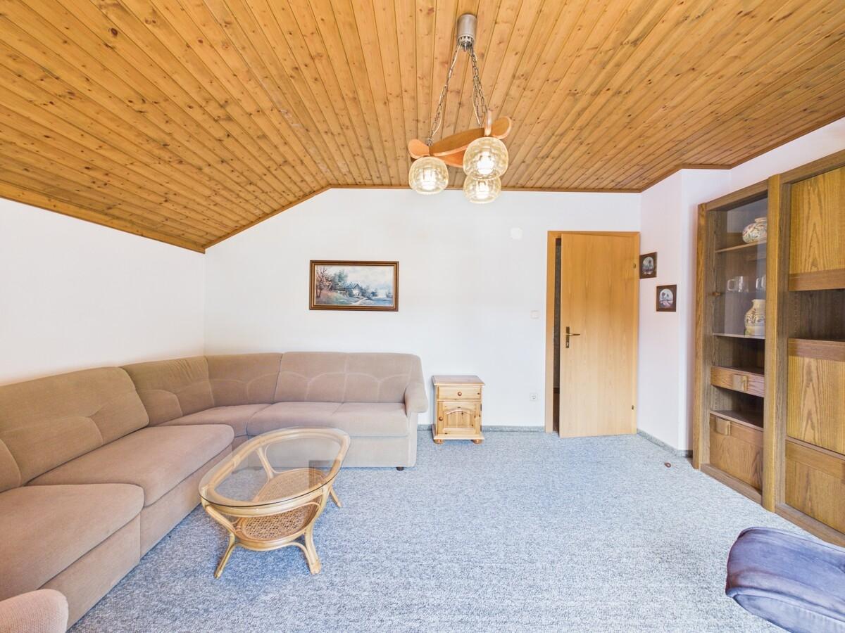 Wohnzimmer DG