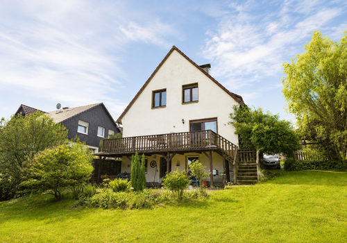 Hausrückseite