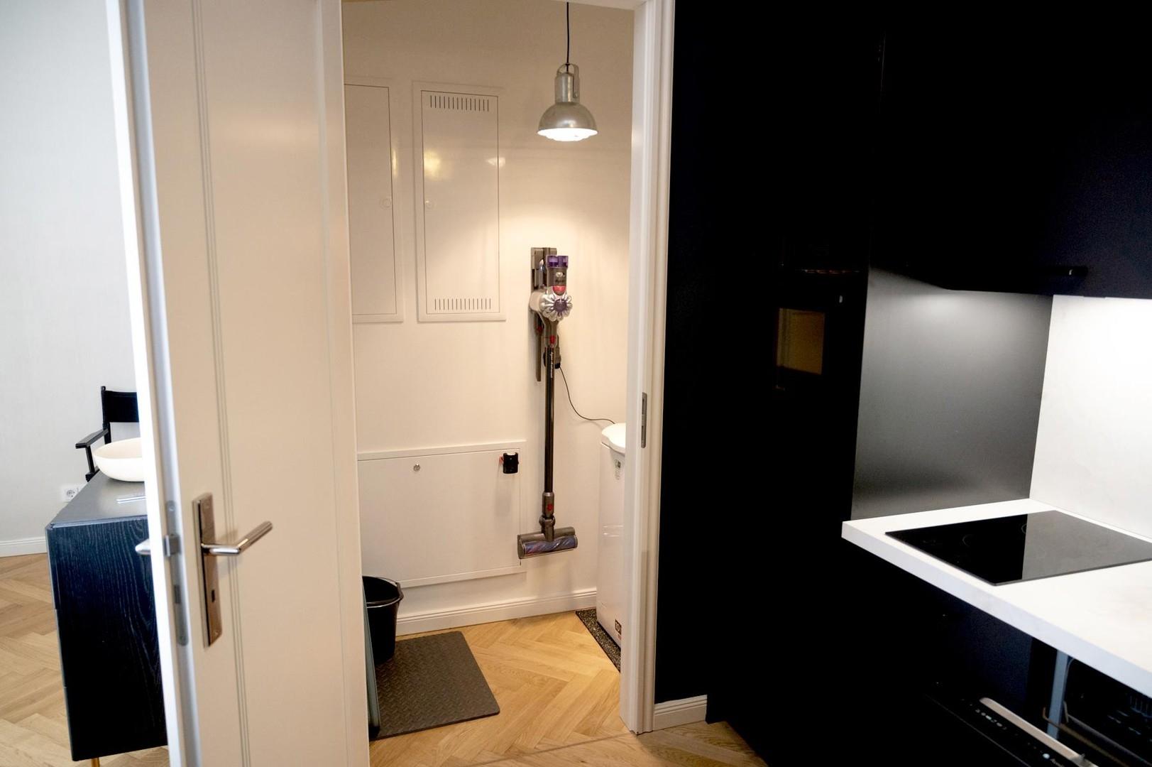 Wifi, Hoover, Laundry