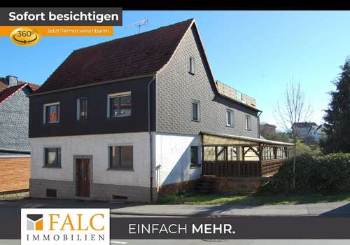Hausansicht seitlich vorne