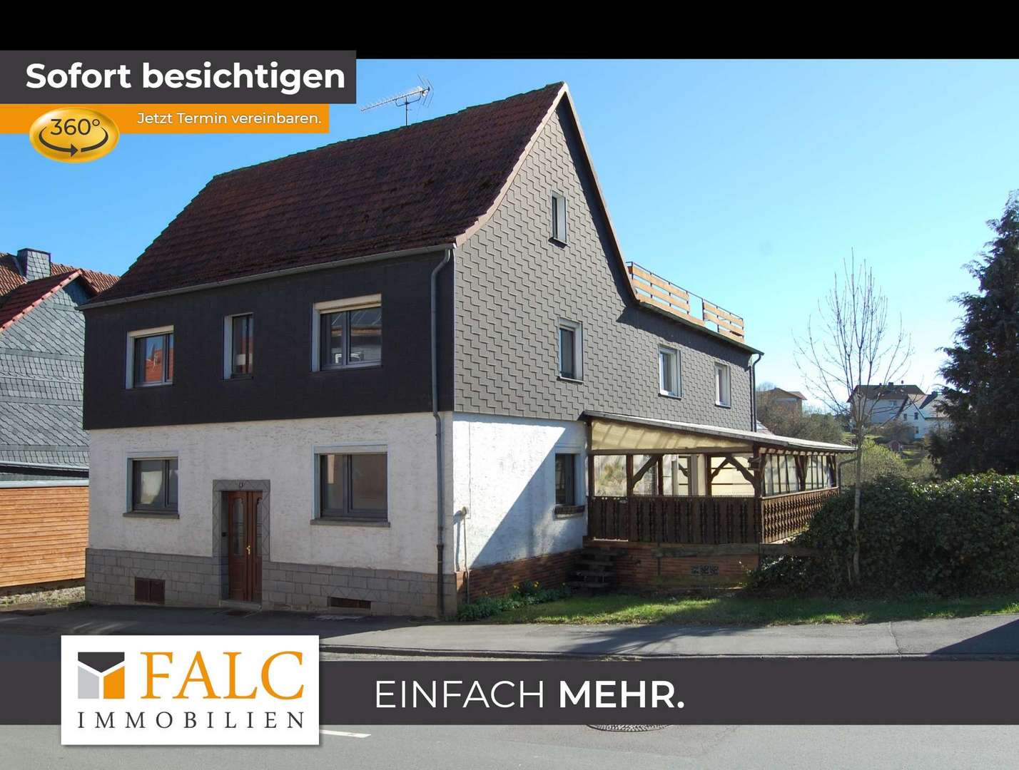Hausansicht seitlich vorne