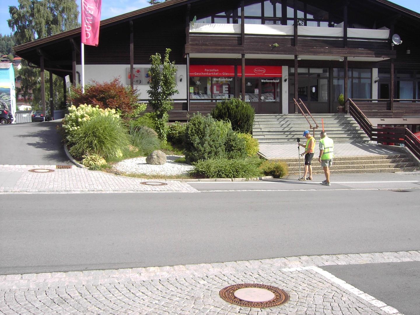 Ansicht West-Süd  /  Zugang