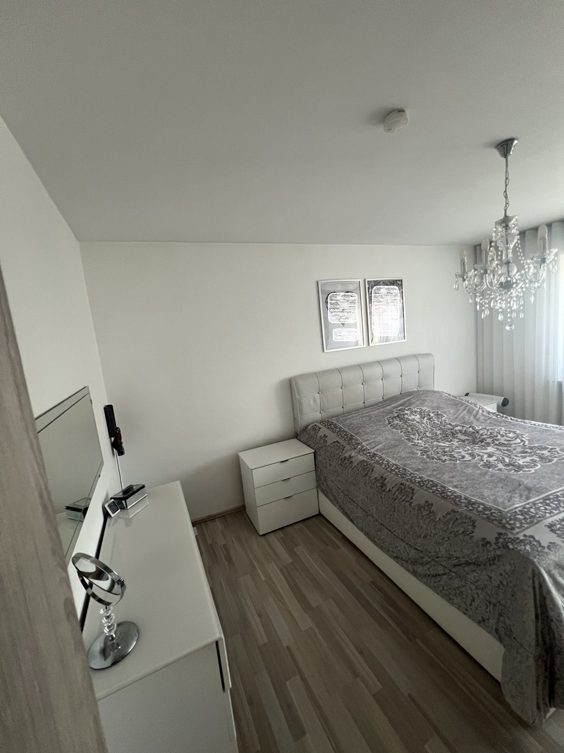 Schlafzimmer Eltern