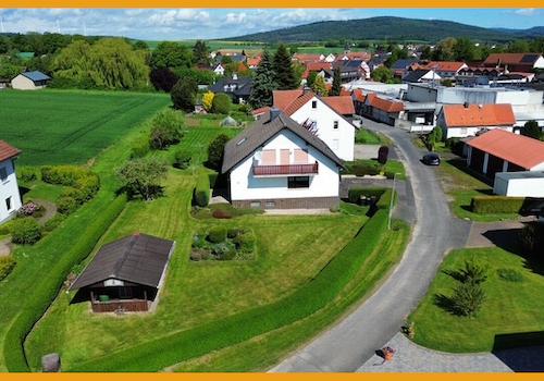 seitlicher Blick über das komplette Objekt