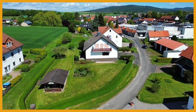 seitlicher Blick über das komplette Objekt
