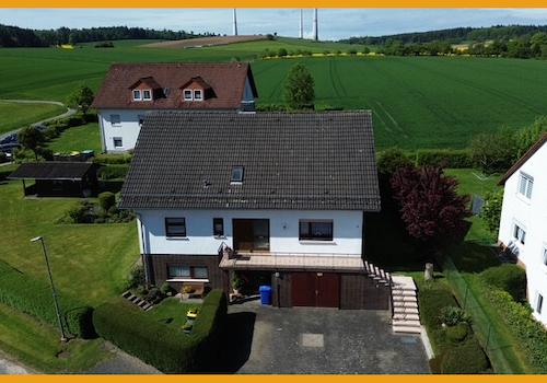 Hintere Ansicht über das Objekt