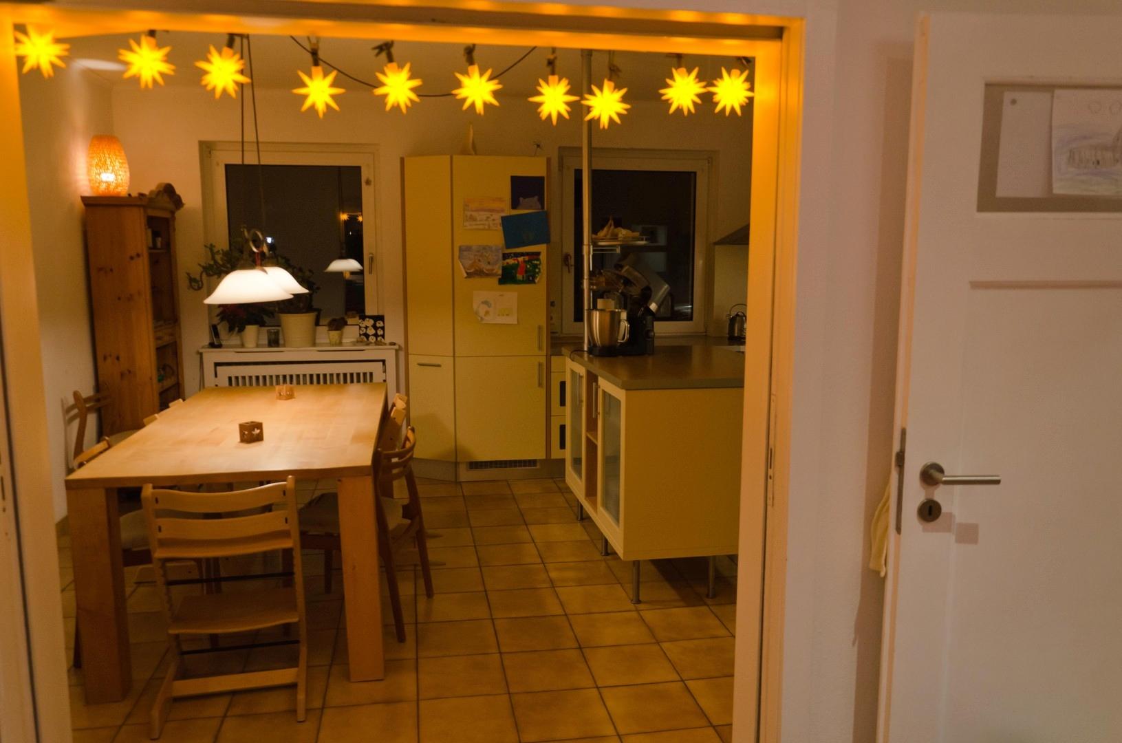 OG -Küche (Blick vom Zimmer 2)