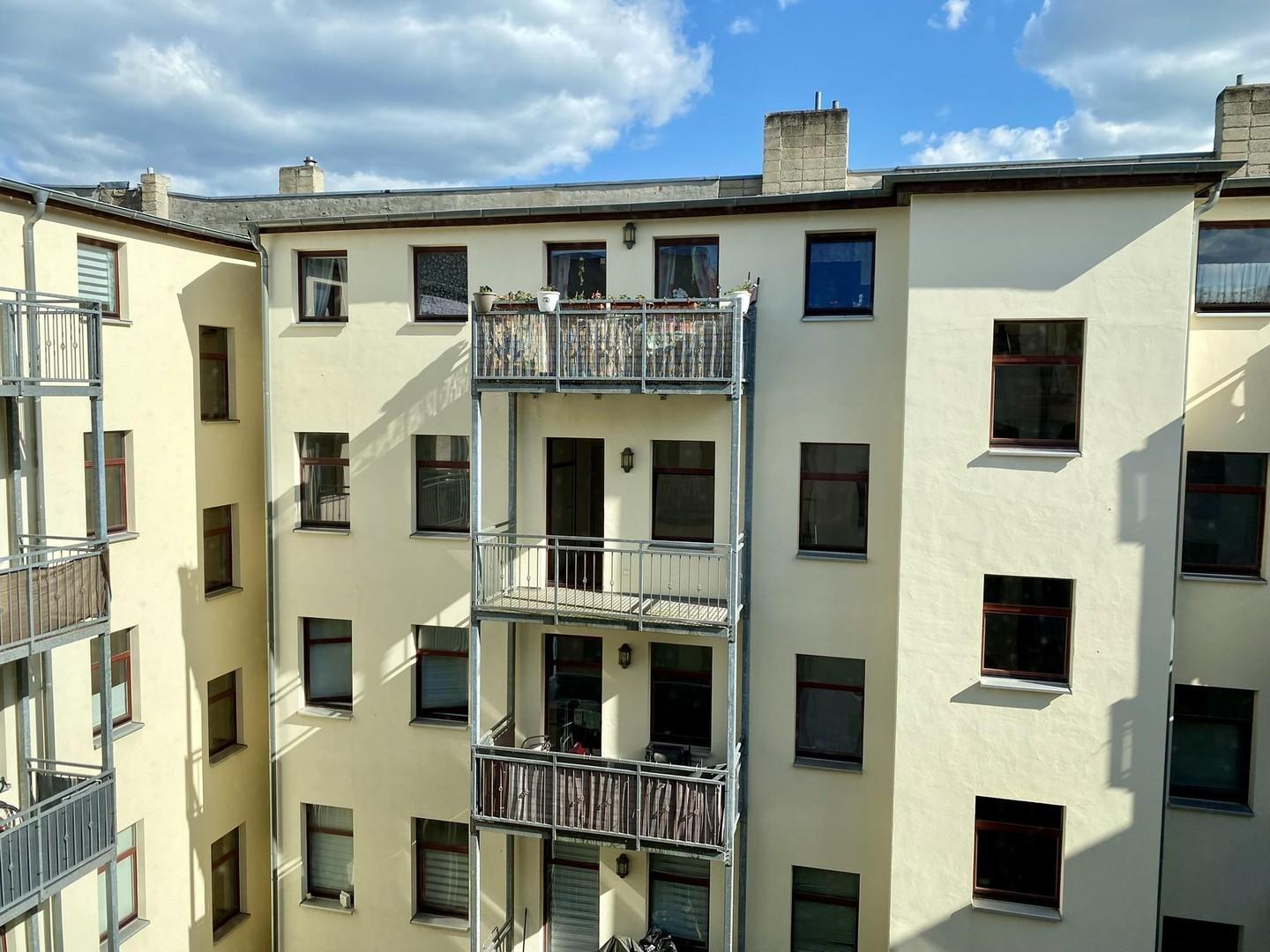 Balkon - Blick von Gegenüber