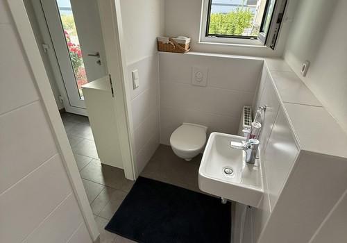 EG Badezimmer mit Dusche
