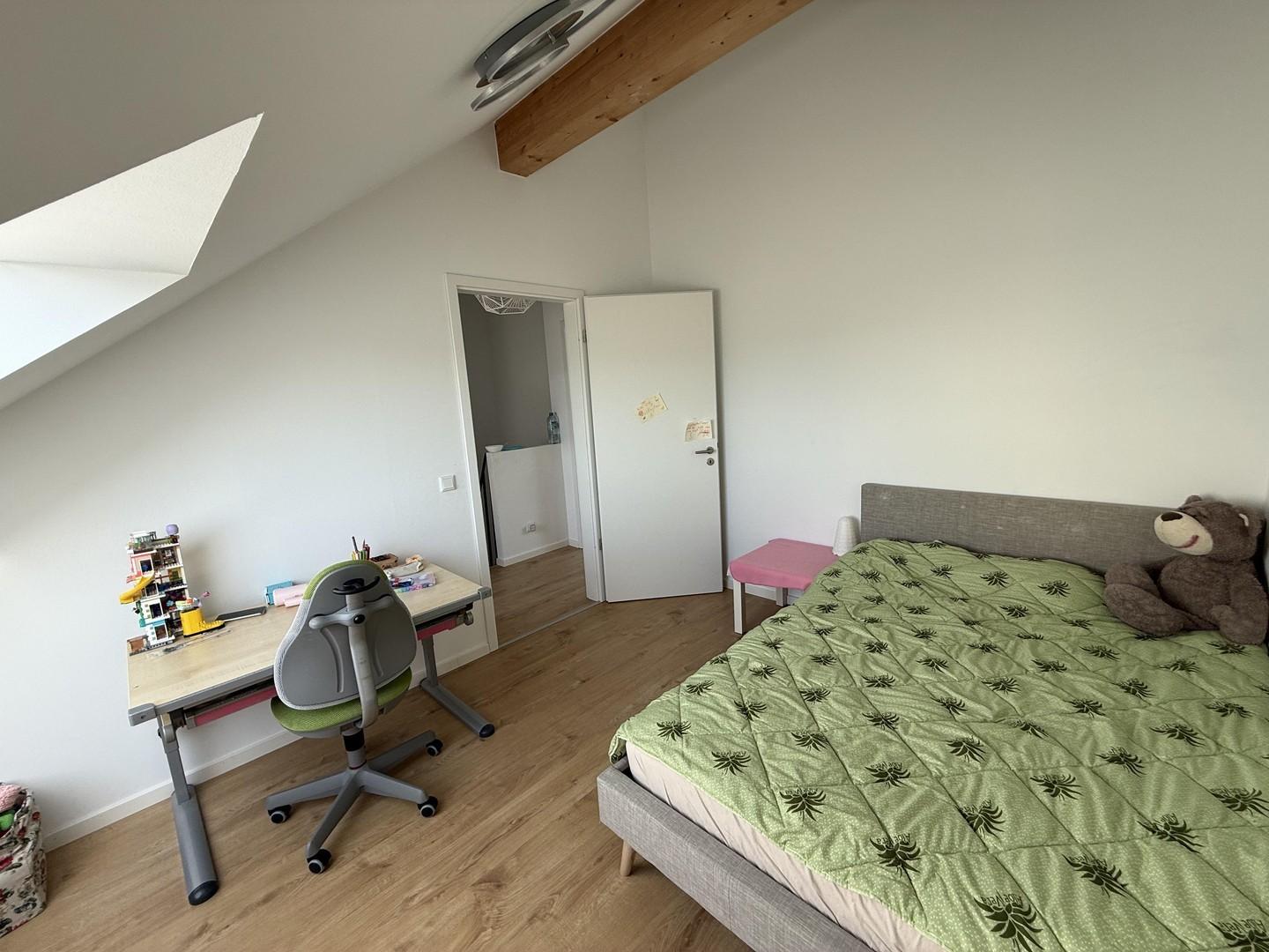 DG Schlafzimmer 1