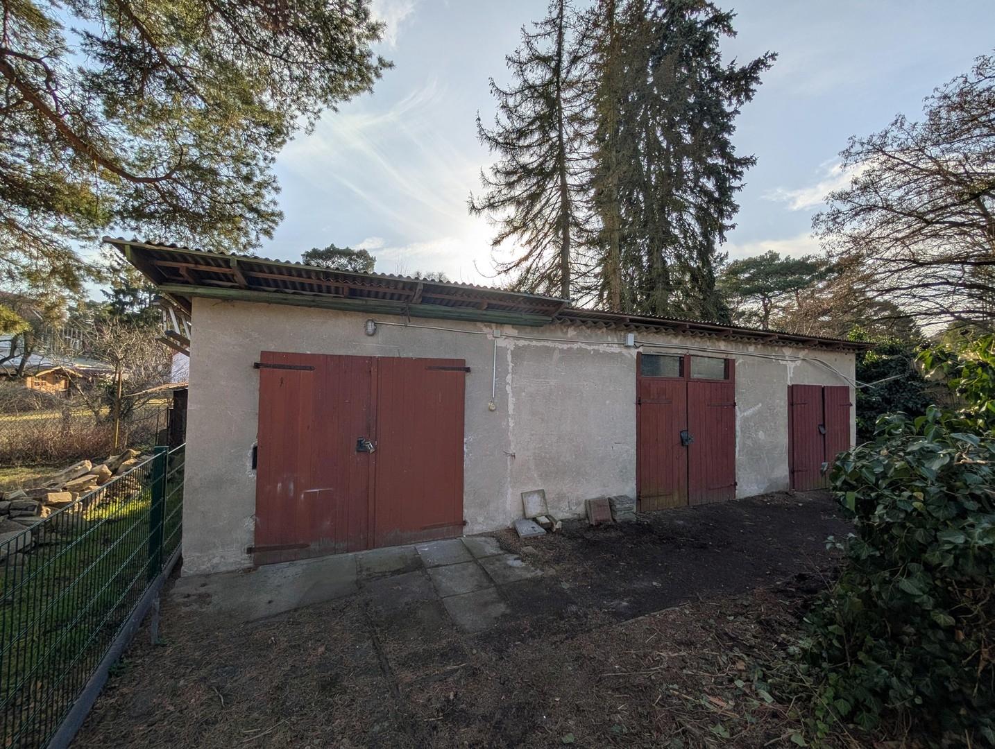 Garage und Schuppen
