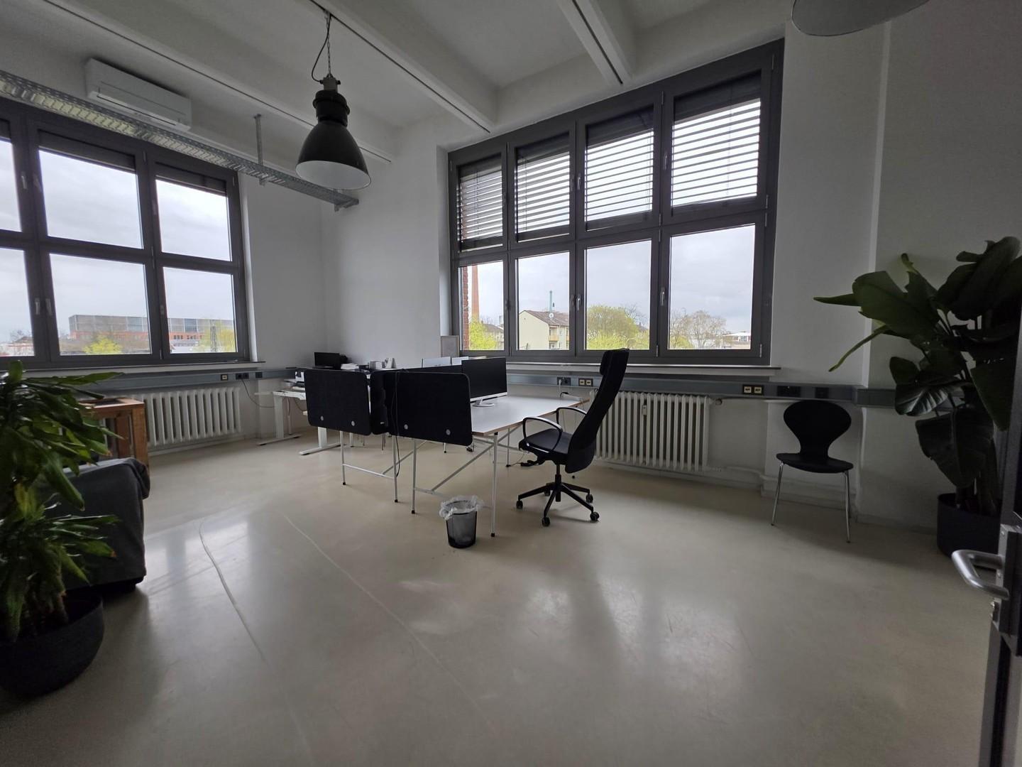 Büro 3-Konfi