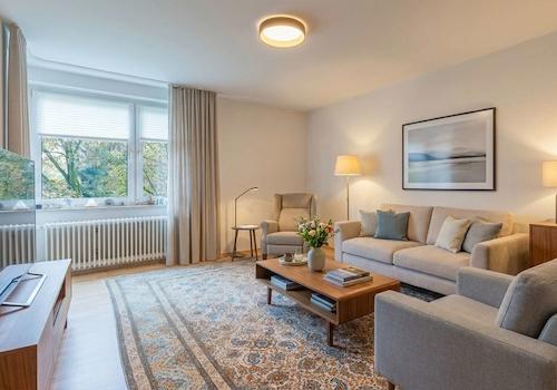 Wohnzimmer - digital nachbearbeitet aus Privatsphäregründen