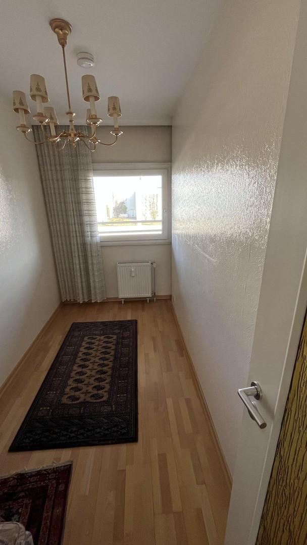 Das halbe Zimmer: Büro