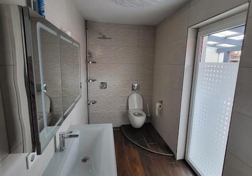Bad Einliegerwohnung