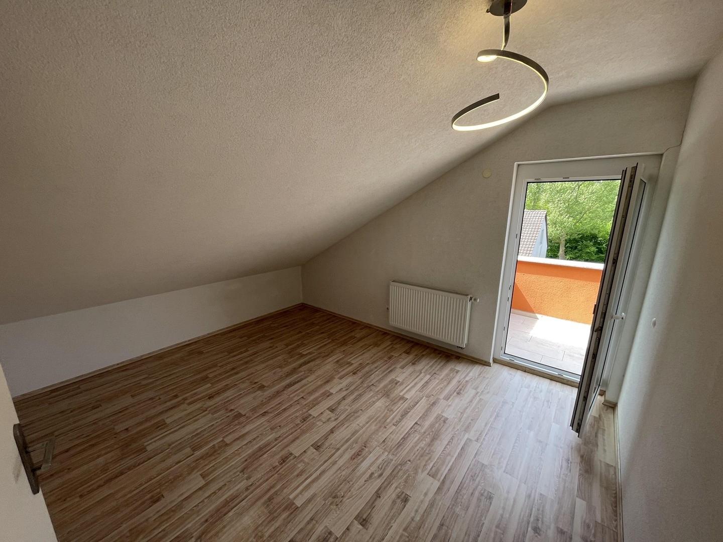 Schlafzimmer 3