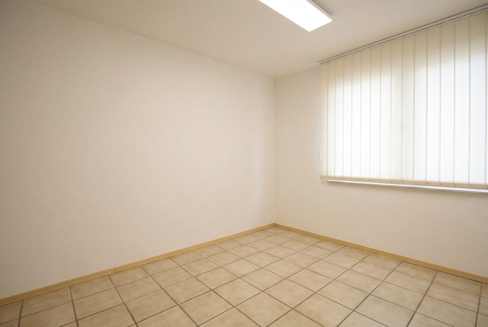 Büro 2