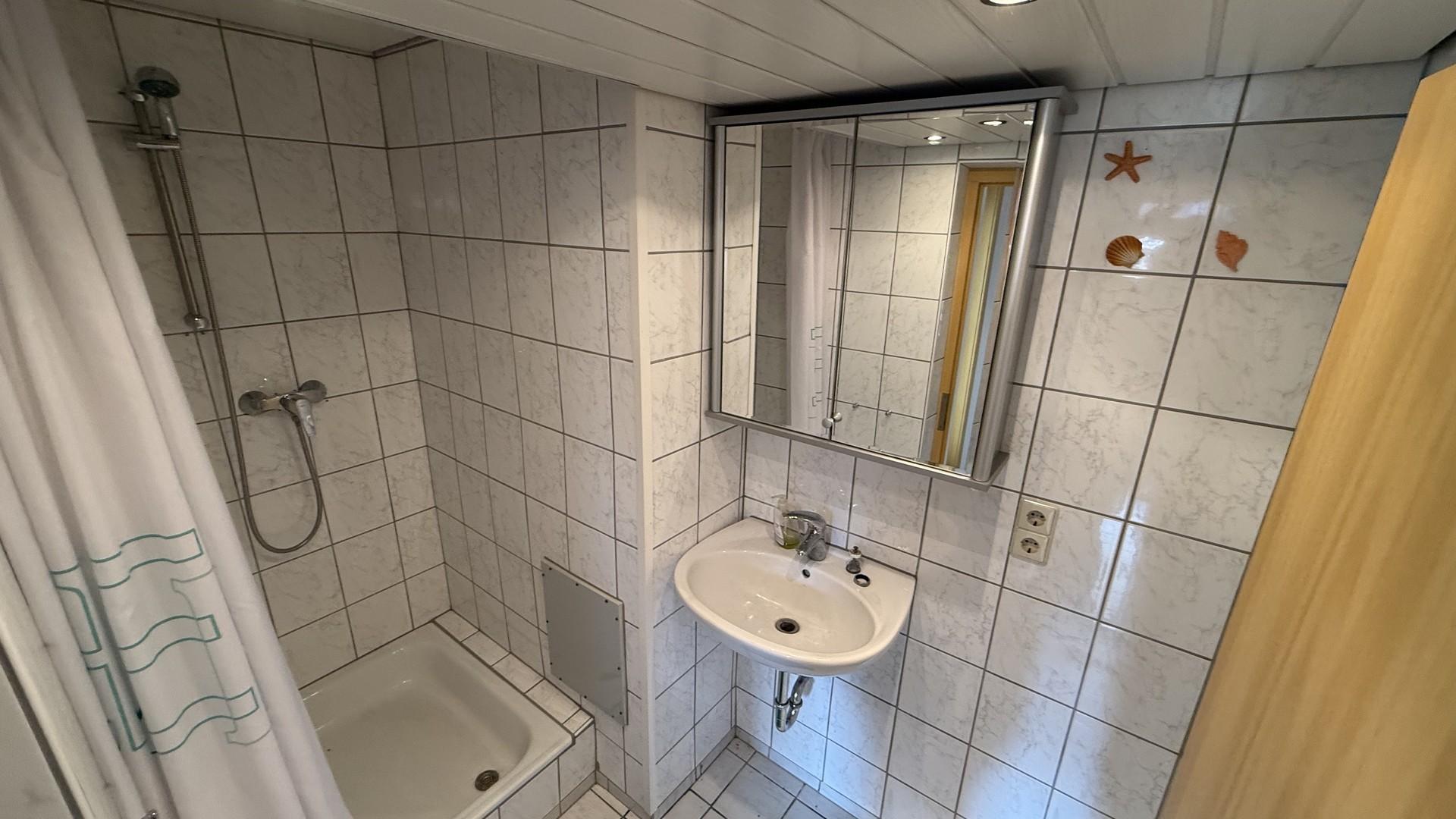 Einliegerwohnung Bad