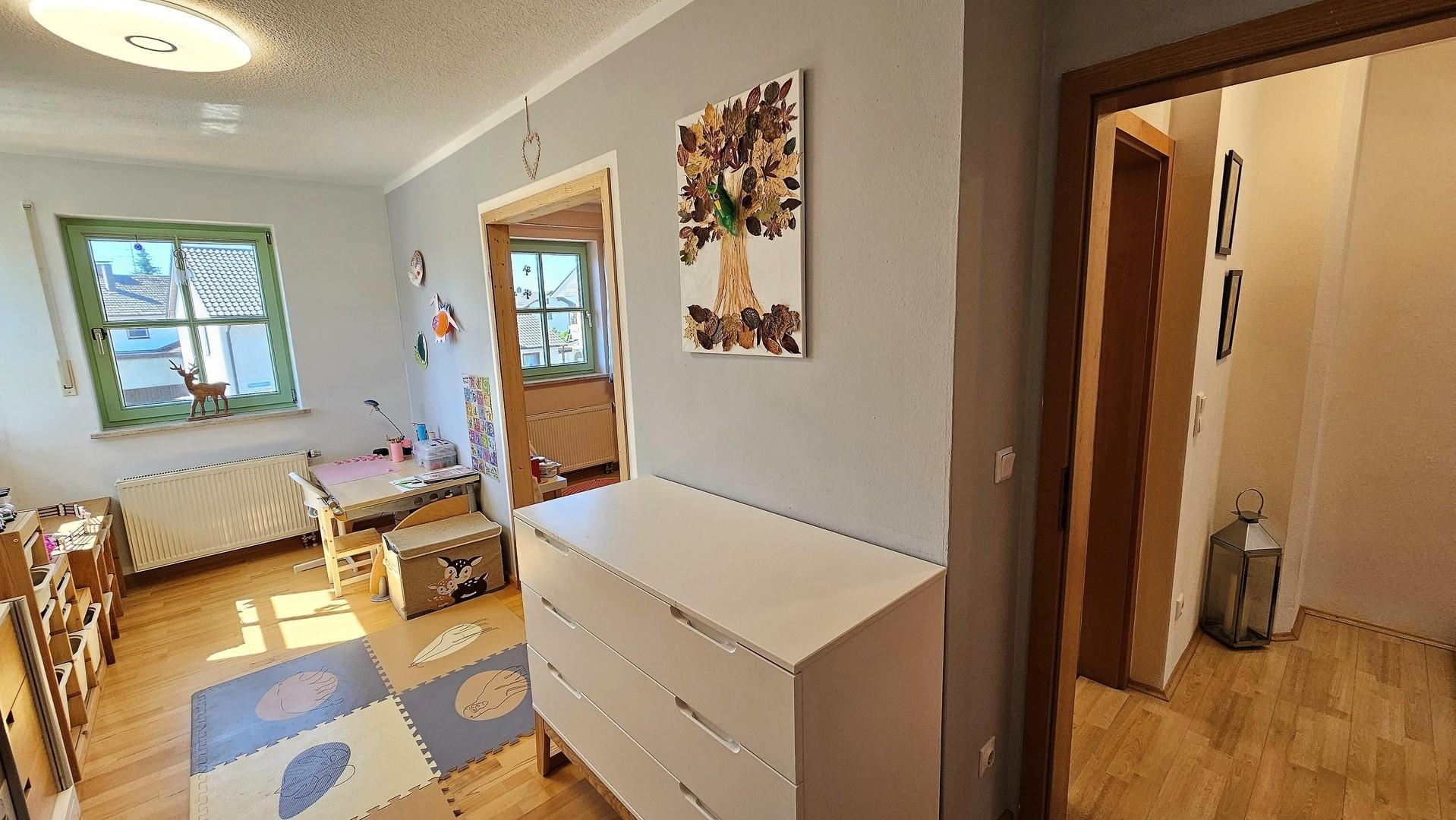 Kinderzimmer linke Seite