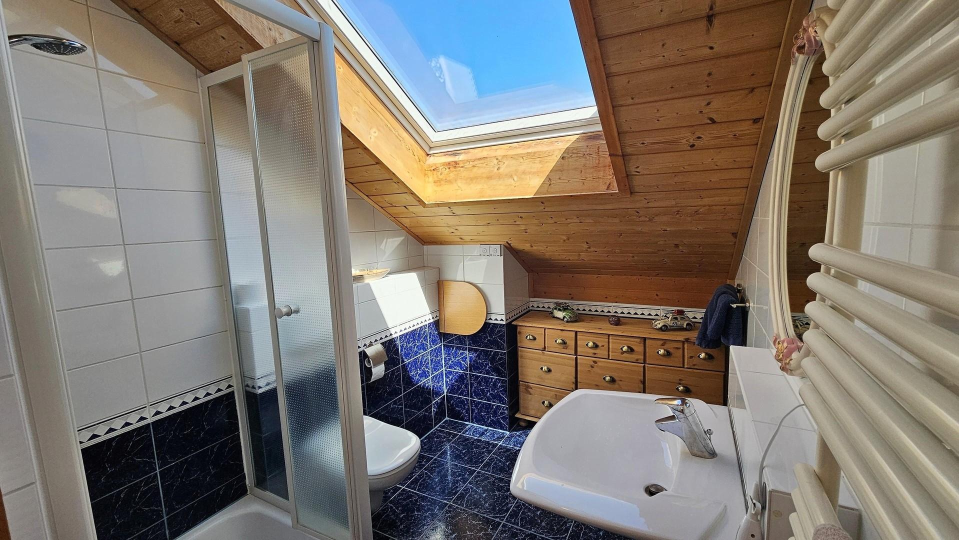Badezimmer Dachgeschoss