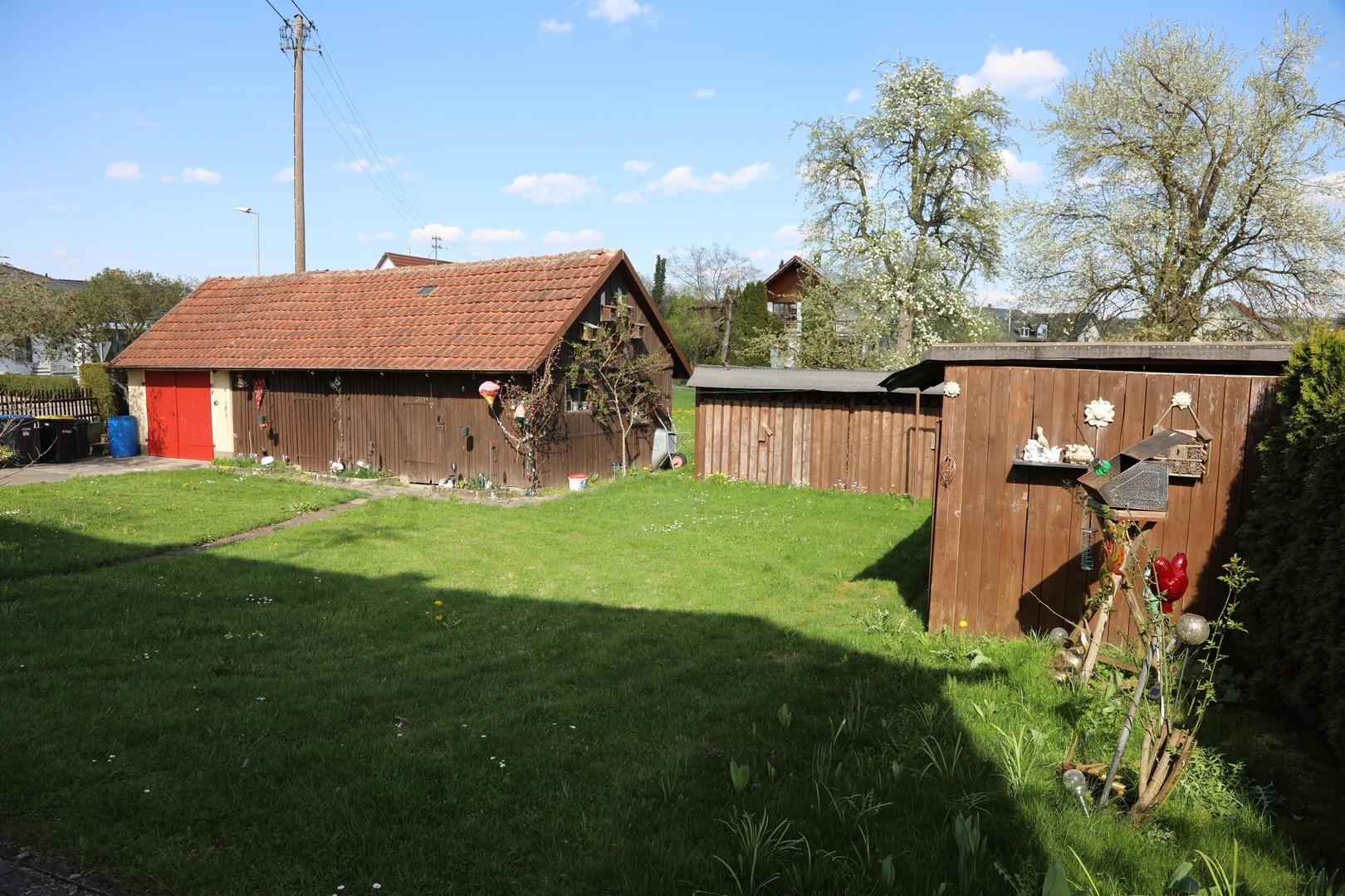 Garage mit Remise