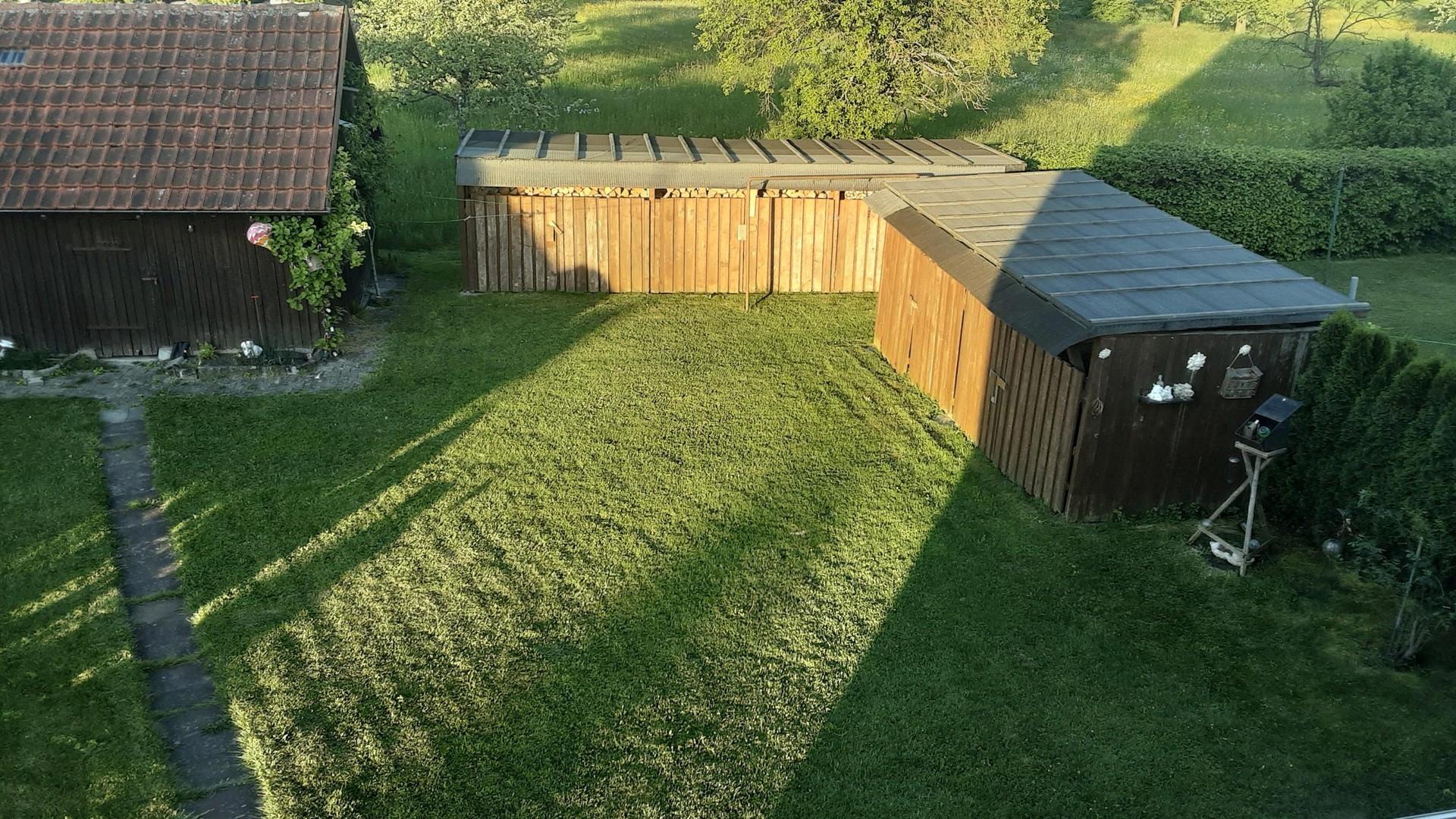 Garten rechts von der Remise