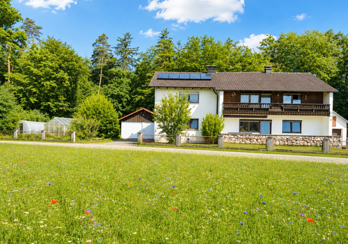 links und rechts Doppelgarage