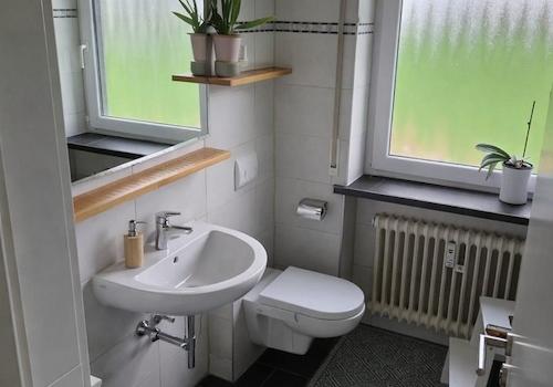 Bad mit Wanne