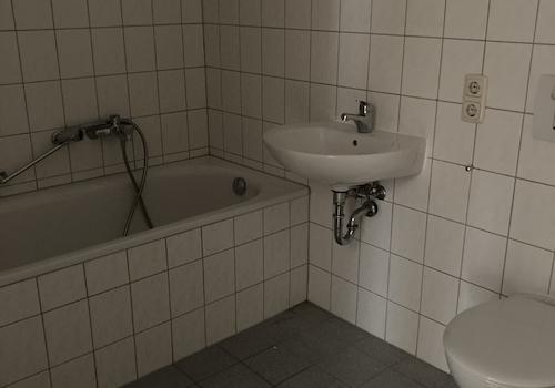 Bad mit Wanne