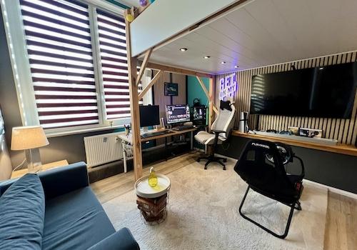 Arbeitszimmer mit Hochbett