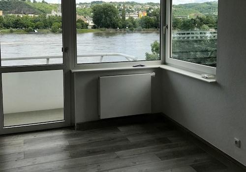 Esszimmer mit Balkon 