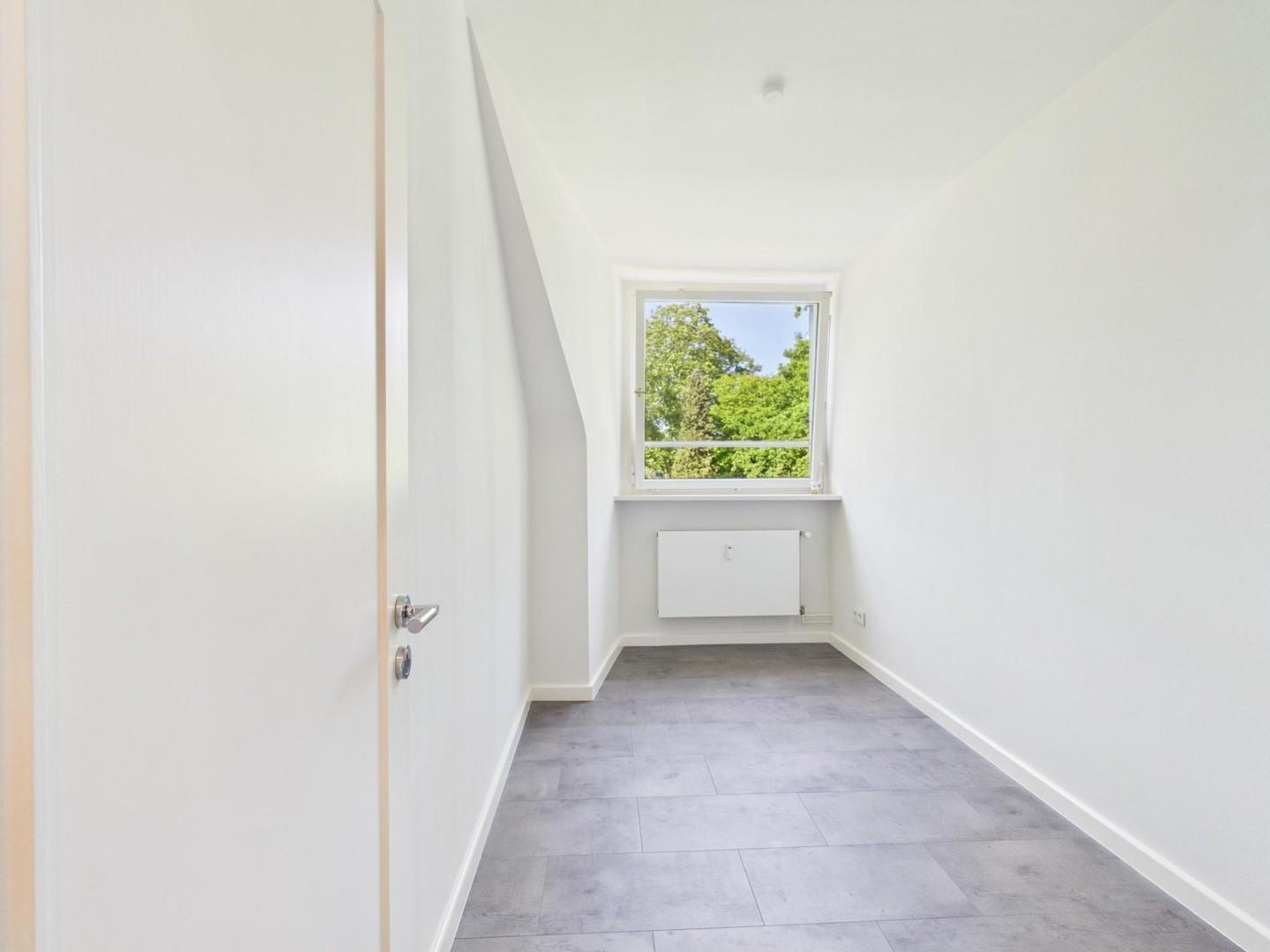 Ankleide/Kinderzimmer/Büro