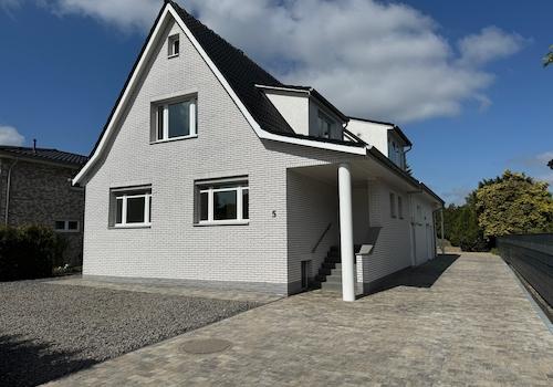 Haus Vorderansicht