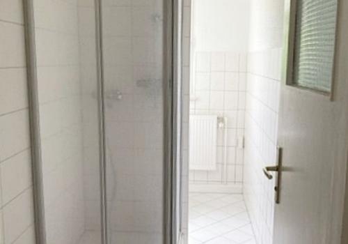 Badezimmer 2