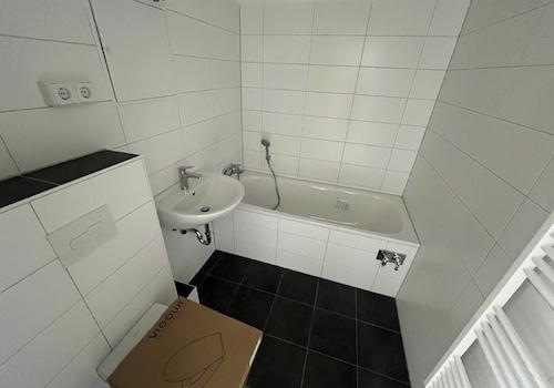 Badezimmer mit Wanne