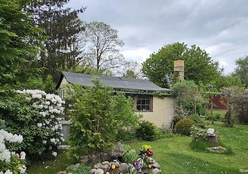 Gartenhaus mit Kaminofen und WC