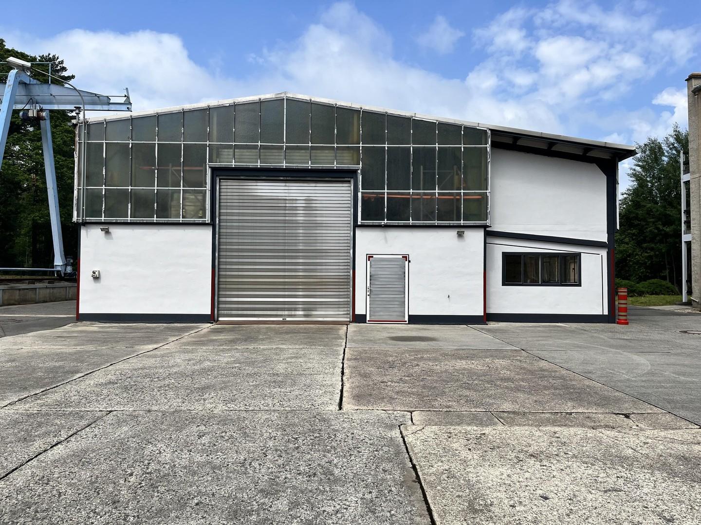 Halle 1 - Gesamt EG+OG 860m²