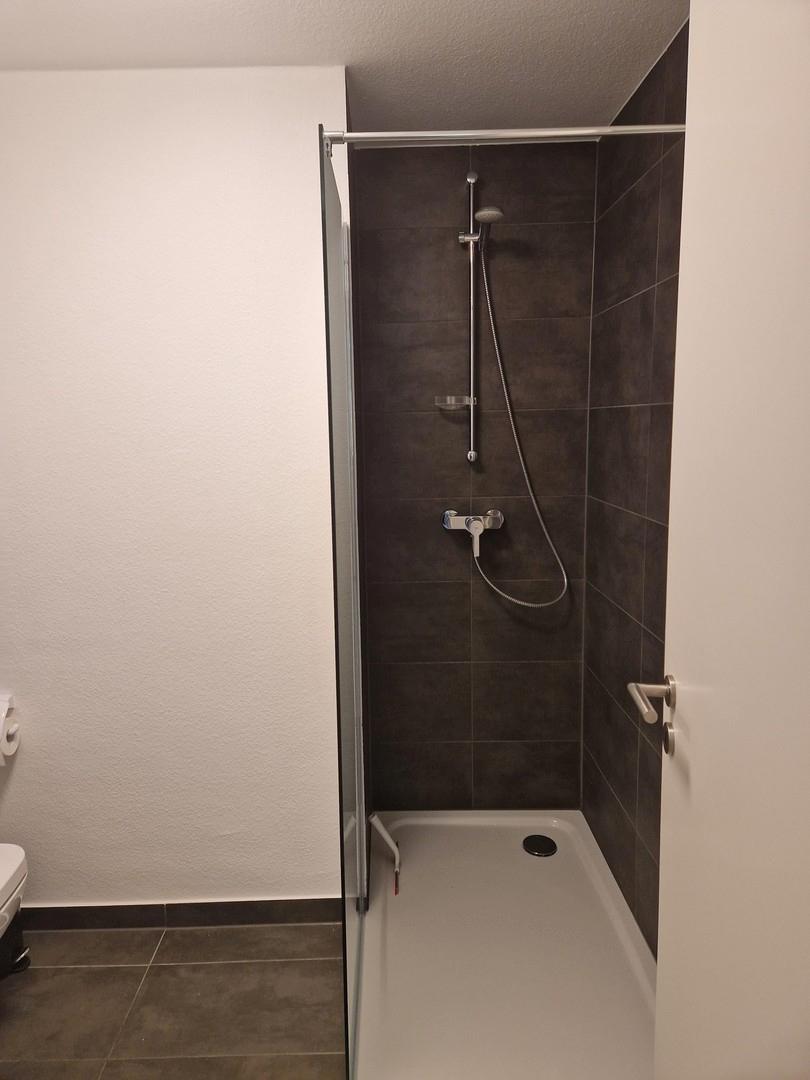 Gästebad mit Dusche