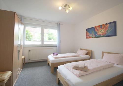 2. Schlafzimmer EG-Wohnung