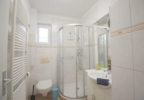 Modernes Duschbad EG