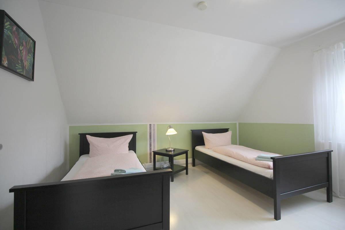 1. Schlafzimmer DG-Wohnung
