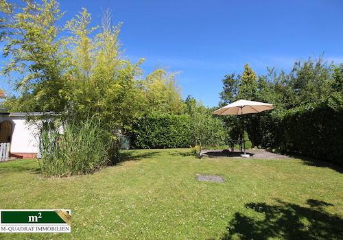 Traumhafter und eingewachsener Garten lädt Sie ein
