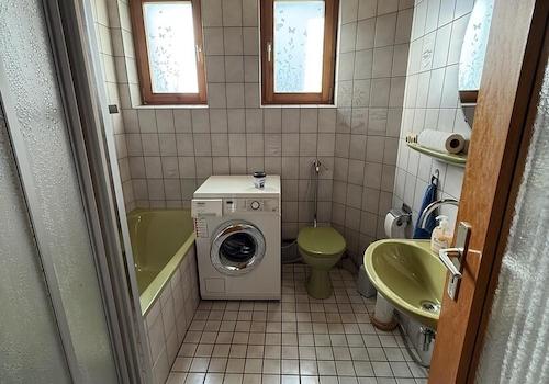 Badezimmer EG