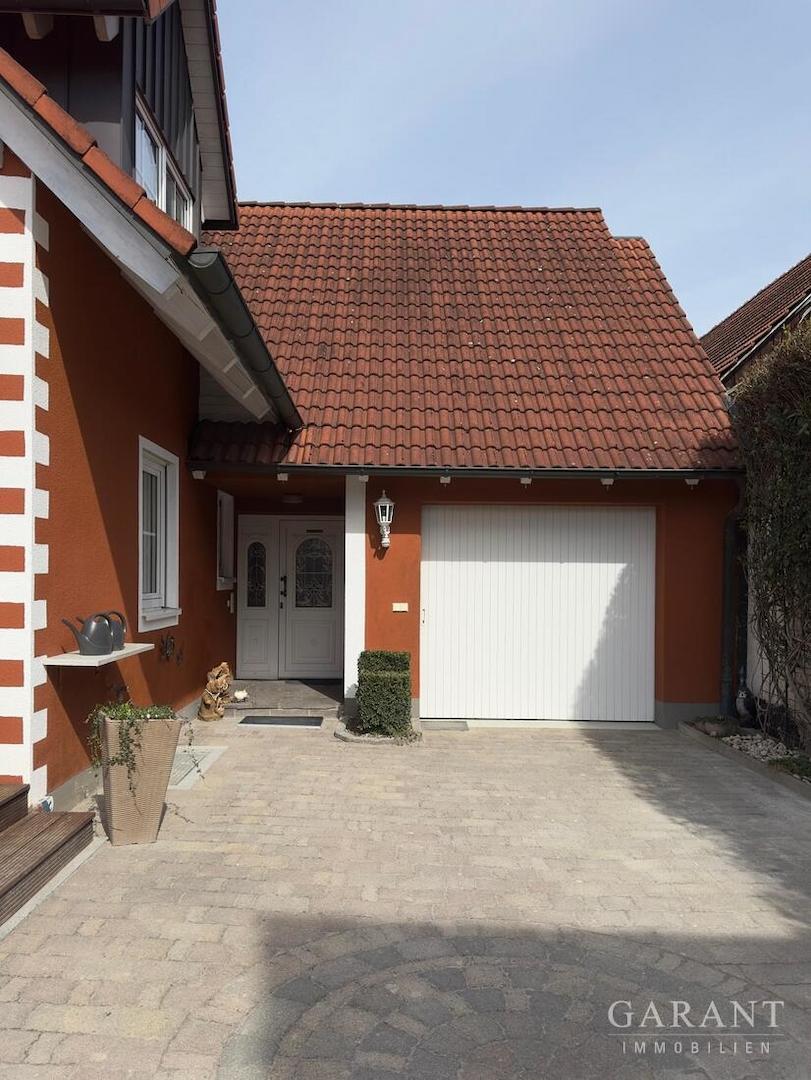 Garage am Haus