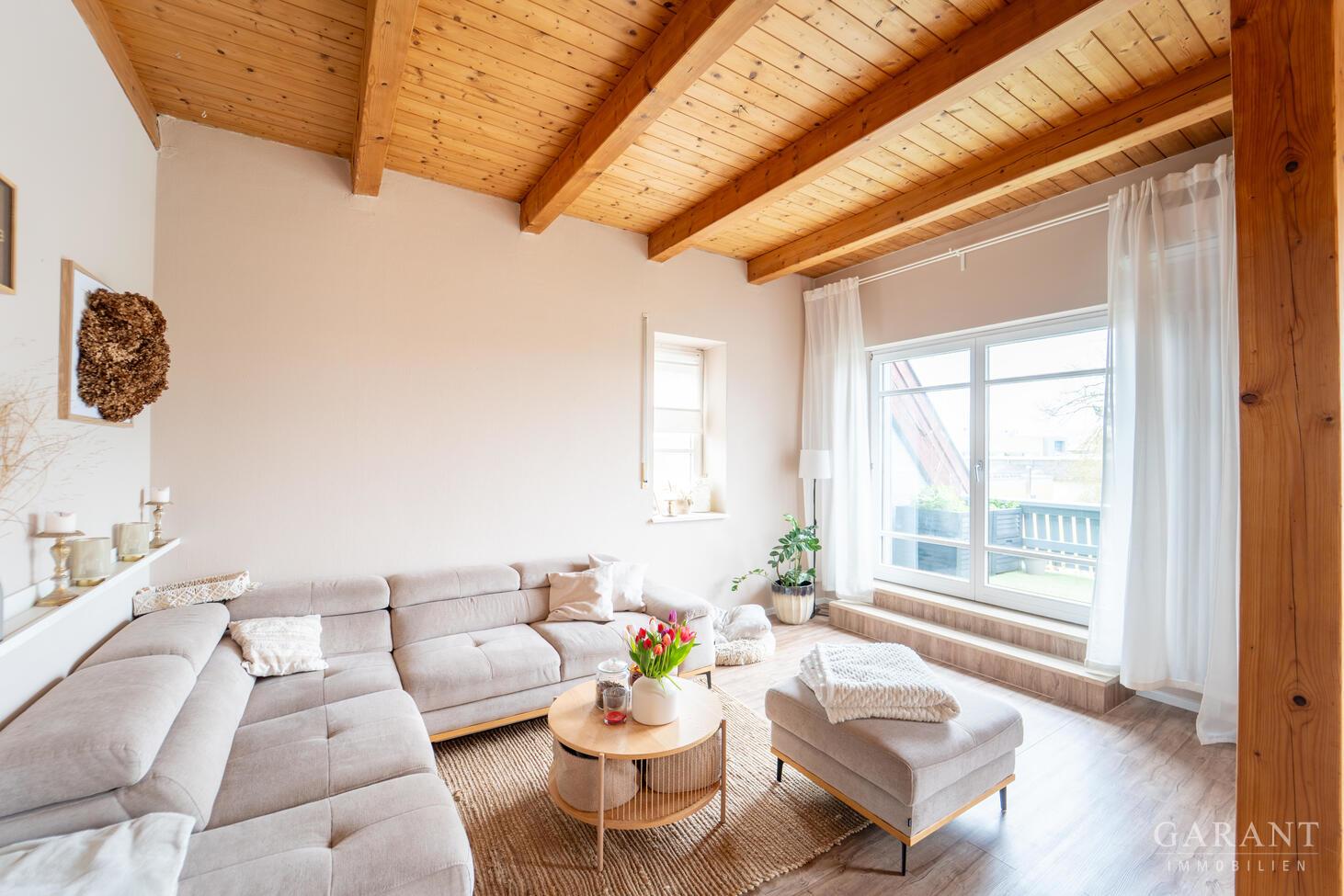 Wohn- & Esszimmer - EG - 1
