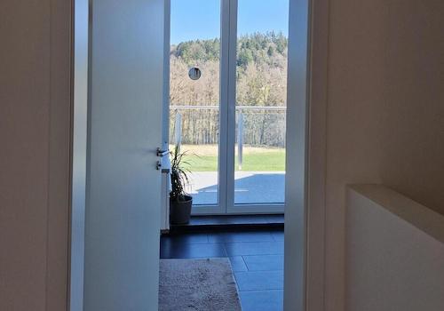 Zugang Bad und Balkon