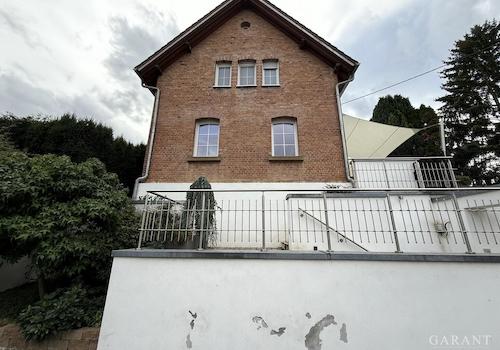 Straßenansicht