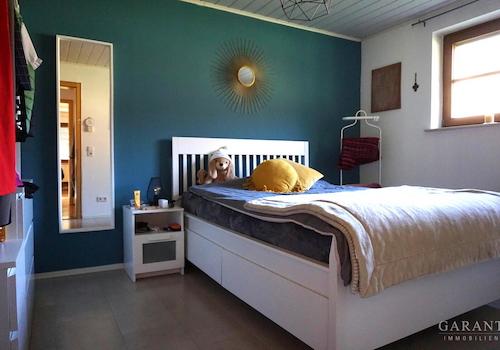 Schlafzimmer UG