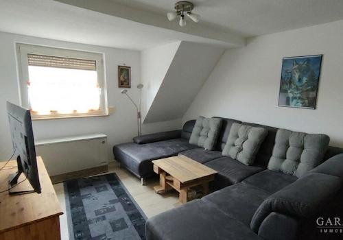 12) Wohnzimmer OG