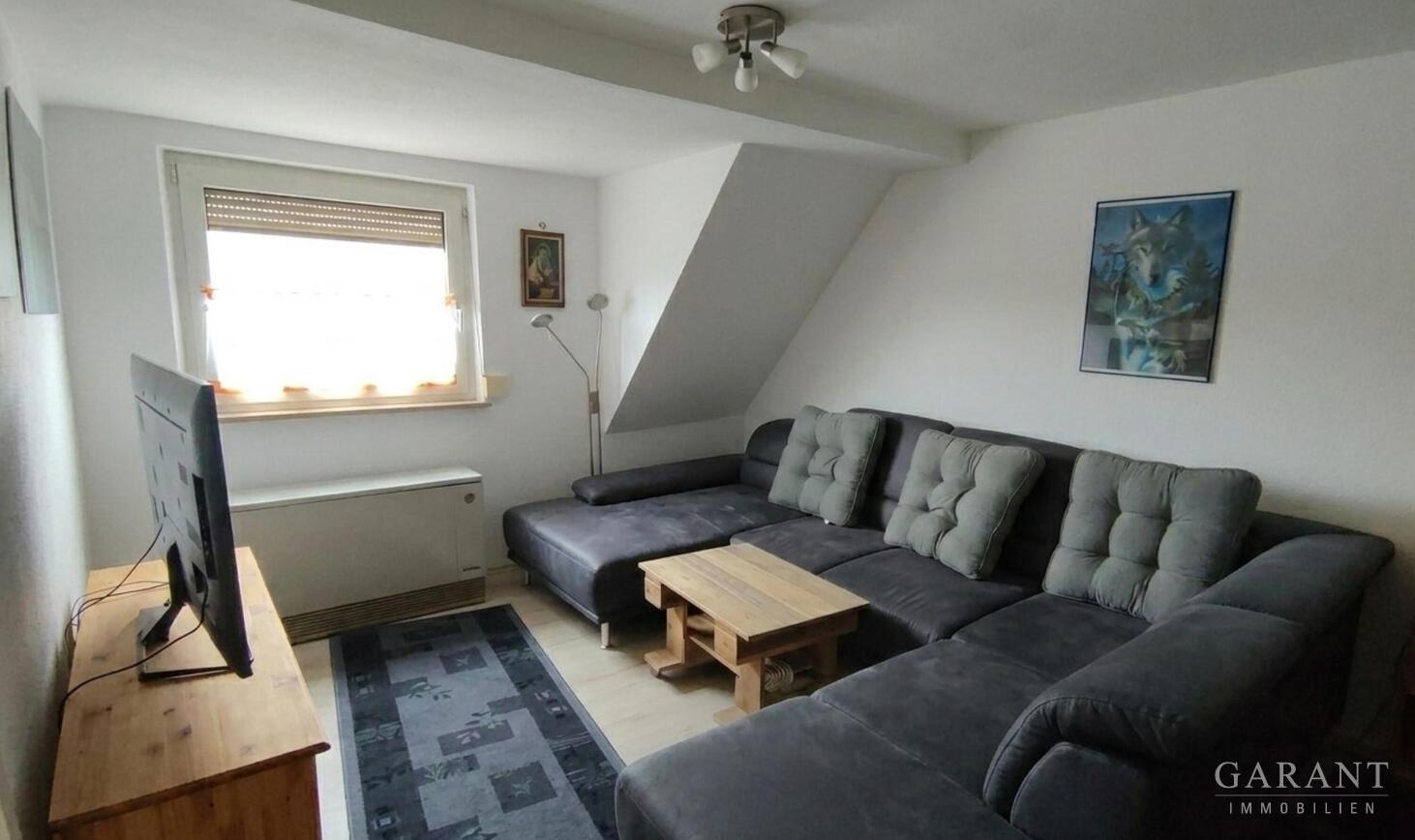 12) Wohnzimmer OG